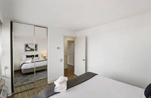 Indian Village Apartment | Spacious & Modern 2BR Apartment - Algonquin 06-008E