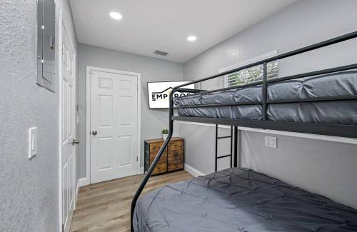 Lake Magdalene House | Spacious, Modern and Fully Updated Gorgeous Home