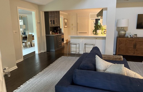 Norwalk Other | Spacious, modern country farmhouse.