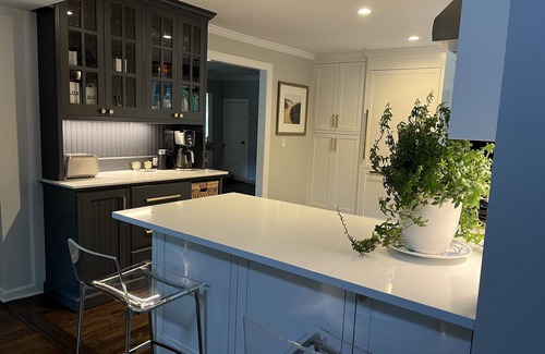 Norwalk Other | Spacious, modern country farmhouse.