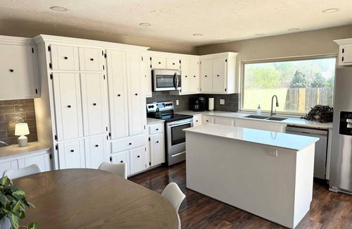 Quail Creek Apartment | Spacious Modern Duplex in Oklahoma City