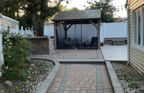 North Valley Stream House | Spacious Modern House 15 minutes from JFK airport!