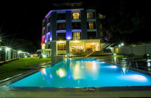 Dar es Salaam Apartment | Spacious Modern Room!