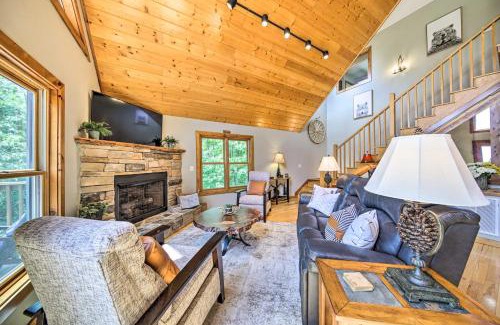 Indian Rock Springs House | Spacious Murphy Chalet with Hot Tub Mtn Views!