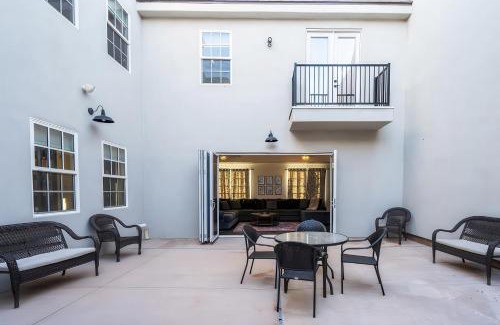 Hurricane House | Spacious Oasis, Rooftop Views , Hot Tub, Sleeps 34
