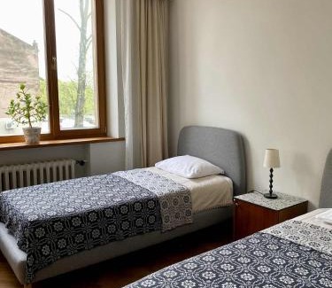 Old Town Apartment | Spacious Old Town Apt, 3 Private Rooms, Sleeps 6-7