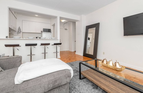 Hull Apartment | Spacious One bedroom Apartment in the heart of downtown Ottawa
