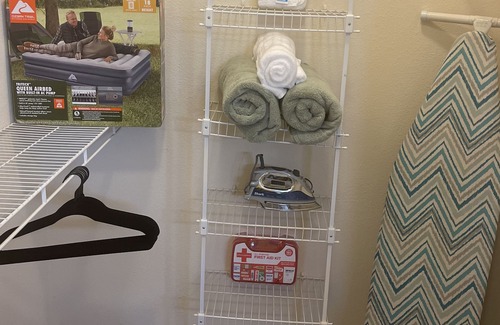 Willow Meadows/Willowbend Area Apartment | Spacious one bedroom in medical Center Houston