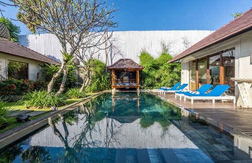 Batubelig Villa | Spacious One Bedroom Villa, only 2 minutes walk to the Beach
