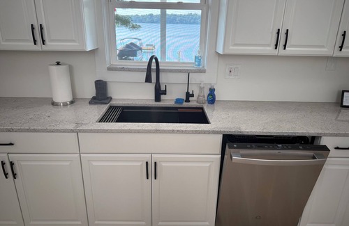 Crosslake House | Spacious Open Concept Cabin on Big Pine Lake w/Sandy Beach & Incredible Sunsets