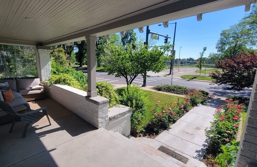 Washington Park West House | Spacious Park Front Home - Wash Park - Tempurpedic