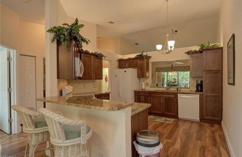 Cypress Lake Condo | Spacious Parker Lakes Condo
