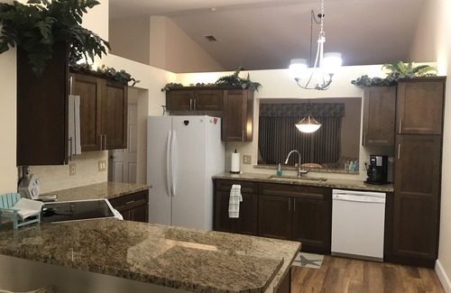 Cypress Lake Condo | Spacious Parker Lakes Condo