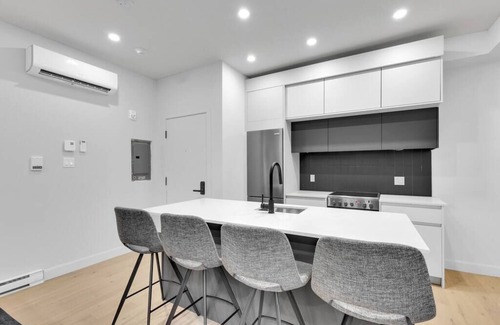 Southwest Condo | Spacious & peaceful 2 bedrooms, sleep 6