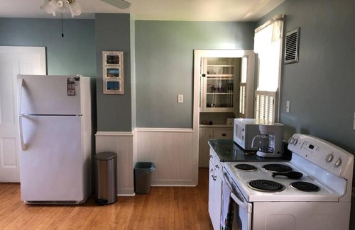 Sheboygan House | Spacious & Peaceful Home in the heart of Sheboygan