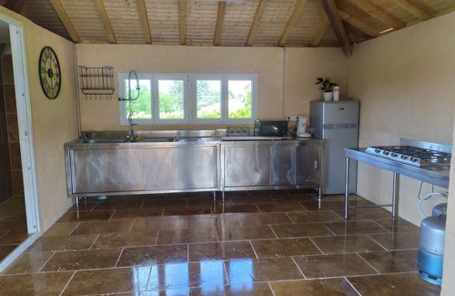 Liorac-sur-Louyre House | Spacious Périgord house for 15 people with swimming pool