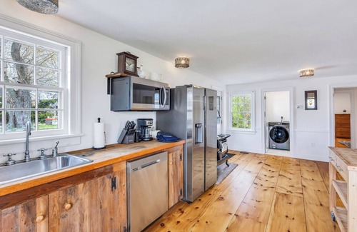 Northville House | Spacious Private Home Located on Palmer Vineyards in the North Fork,.