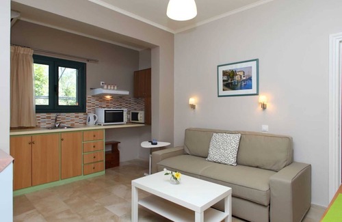 Nidri Villa | Spacious Private Pool Villa in Geni, Lefkada – Perfect for Families & Groups!