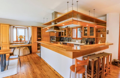 Sariyer Villa | Spacious Private Villa with Pool in Sile