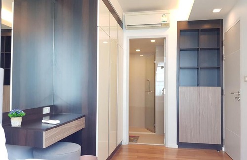 Nana Apartment | Spacious Quiet Apartment W/Balcony Nana BTS 300M