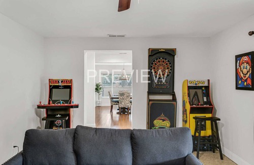 Lake Magdalene House | Spacious Ranch Home w/Large Yard and Wi-Fi