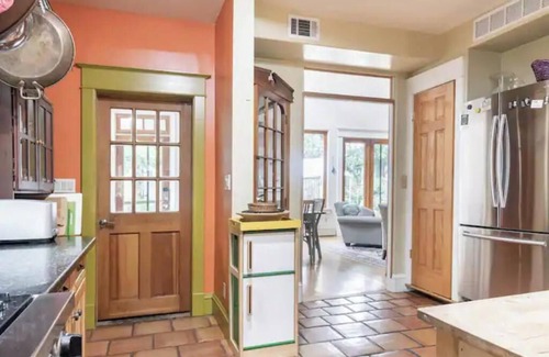 Takoma Park House | Spacious Relaxing & Beautiful home in Takoma Park on Washington, DC METRO