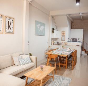 Phra Khanong Nuea House | Spacious Relaxing Townhouse with Rooftop in Ekamai