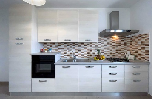 Racale House | Spacious Renovated Apartment in Racale, Comfort in the Heart of Salento