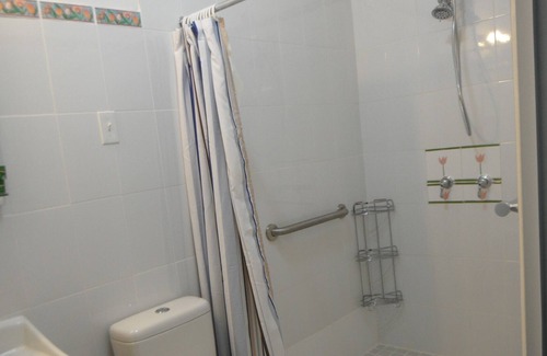 Islote House | Spacious Retreat for your Family Adventure - Long Term Monthly Rate Discount