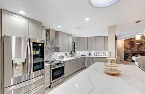 Palm Harbor House | Spacious Retreat with Heated Pool/Spa
