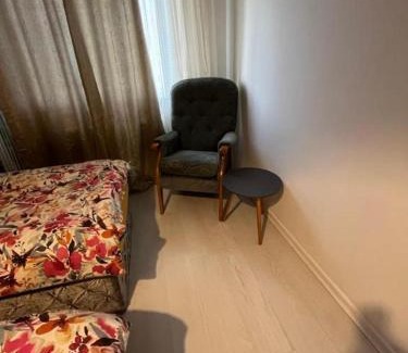 Cribbs Causeway House | Spacious Room In a Flat Near Southmead Hospital