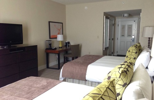 South Lake Tahoe Resort | Spacious Room at The Marriott Grand Residence