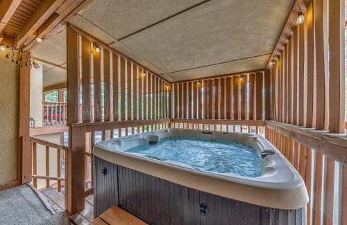 Ruidoso Apartment | Spacious Ruidoso Retreat with Hot Tub and 2 Kitchens!