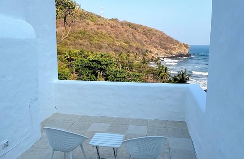Playa San Diego Villa | Spacious Santorini Greek Style Villa for Family Vacations Secluded Private Beach