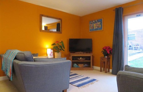Bempton House | Spacious, self-contained, 1 bedroomed annex