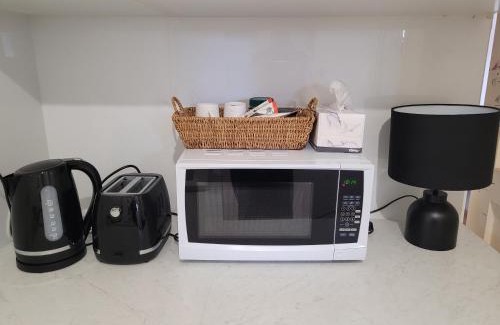 Grange House | Spacious self contained unit - short walk to Grange Jetty