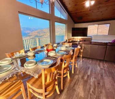 Three Rivers House | Spacious sequoia Park retreat, best panoramic views