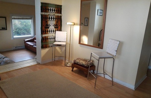 Wellington House | Spacious side-split directly facing lake, Wellington Beach, Prince Edward County