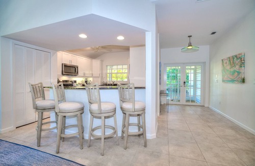 Gulf Ridge House | Spacious Single Family Home "Breaking Away" Steps from the Beach