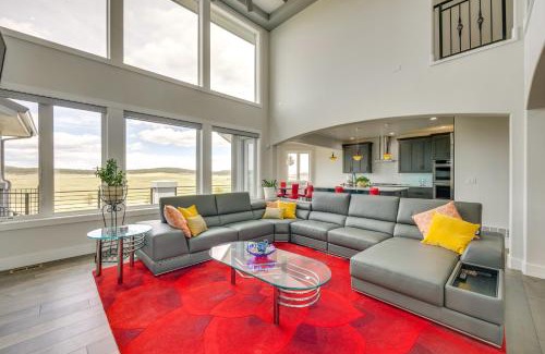 Monument House | Spacious Southern Colorado Home with Mountain Views