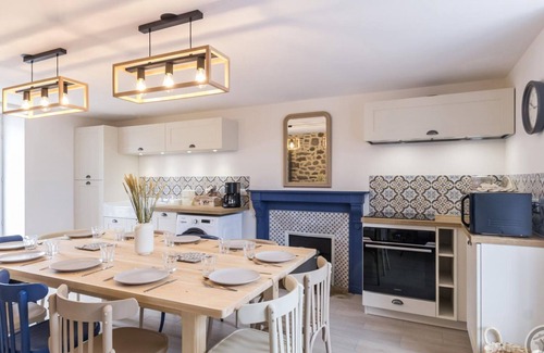 Anneville-en-Saire Cottage | Spacious Stone Cottage with Garden, Near Coast, 4 Bedrooms, Baby Equipment, Wi-Fi, Parking