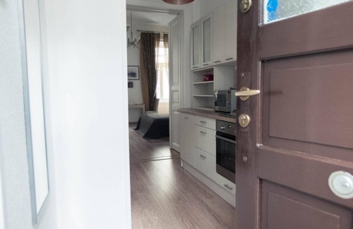 Erzsebetvaros Apartment | Spacious studio in the perfect location
