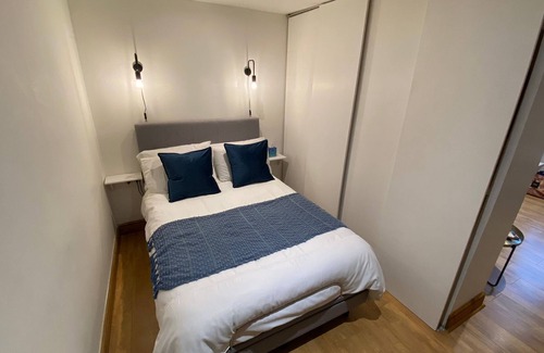 Salisbury Apartment | Spacious Studio Near Salisbury Town Centre