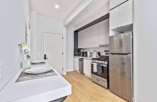 Central Park South Apartment | Spacious Studio with Charming Juliet Balcony