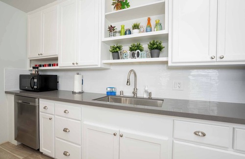 Midway City House | Spacious & Stylish 4BR Home near Huntington Beach