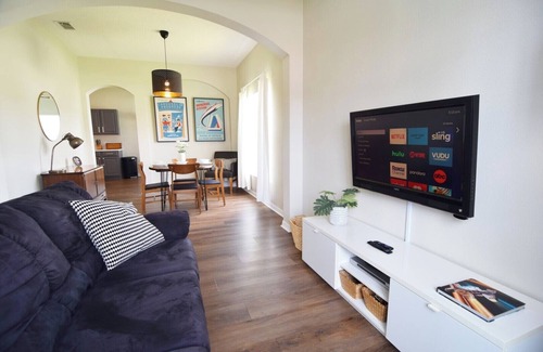 West Haven Villa | Spacious & Stylish Pool Home With Games Room On West Haven, Disney 11 miles!