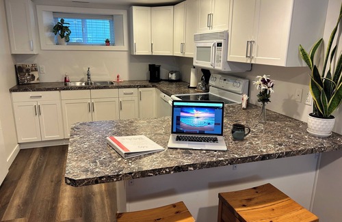 South Lethbridge House | Spacious Suite in Central Location