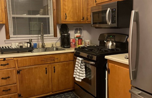 East Flushing Apartment | Spacious sunny two bedroom apartment in Flushing. Perfect for roommates, family.