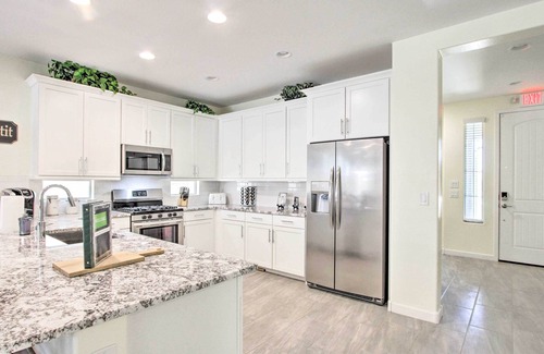 Surprise House | Spacious Surprise Home Near Sports Stadiums!