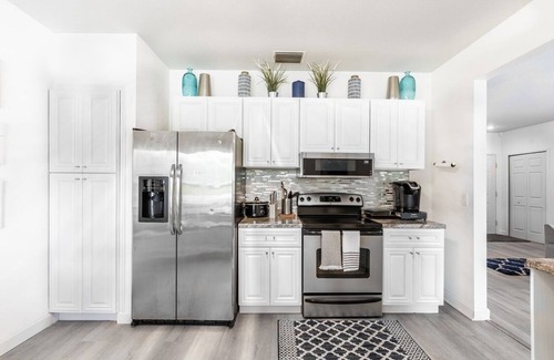 Seffner Community Alliance House | Spacious Tampa Home 4bed 3bath + Game Room! Great location!